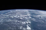 Nuages vus depuis la navette spatiale 02/2000