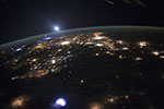 Sprite et orage vu depuis l'espace