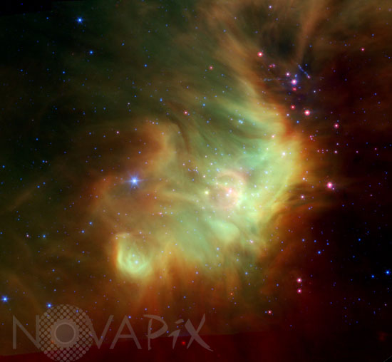 Amas d'étoiles IC 348 dans Persée vu en infrarouge