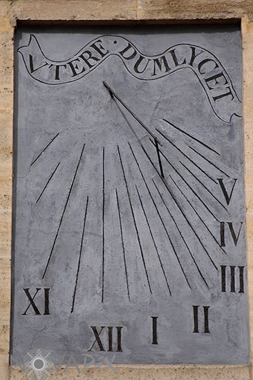 Cadran solaire du Couvent de la Merci (Paris 3e)
