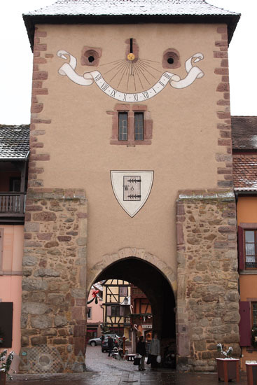 Cadran solaire - Porte de Turckheim