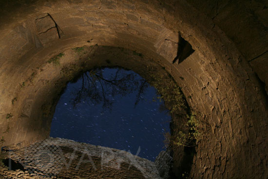 Filé d'étoiles au-dessus du château de Puilaurens