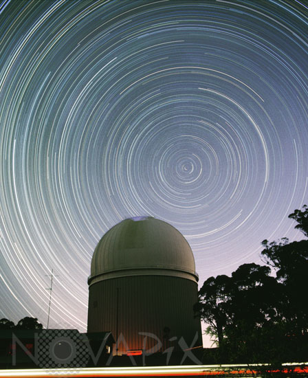 Dawn and evening twilights reflected on the AAT dome
