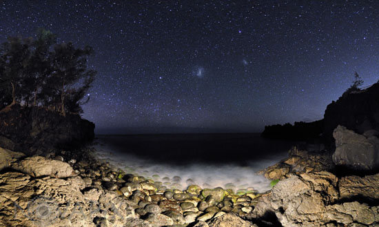 Magellanic clouds seen from Reunion