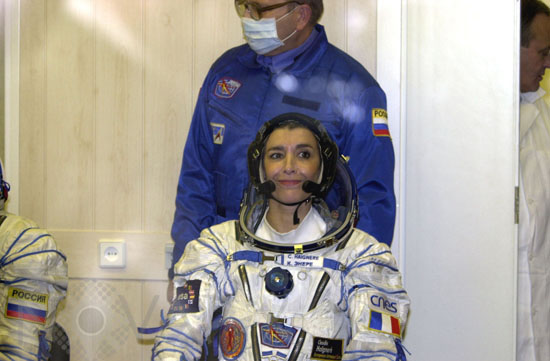 Andromede mission - Claudie Haigneré prior to launch