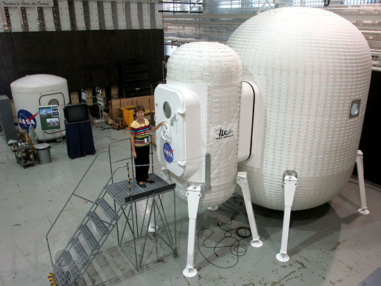 Inflatable structure tested at Nasa