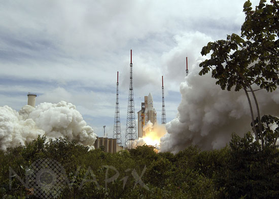 Décollage de la fusée Ariane 5. 12/2004
