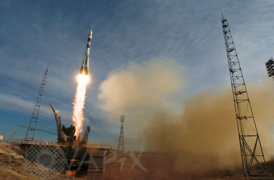 Décollage fusée Soyuz TMA-5. 10/2004