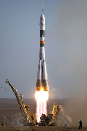 Soyuz TMA-9 spacecraft  launch Sept. 18 2006
