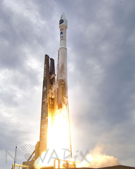 LRO-LCROSS launch by an Atlas V rocket -06/2009