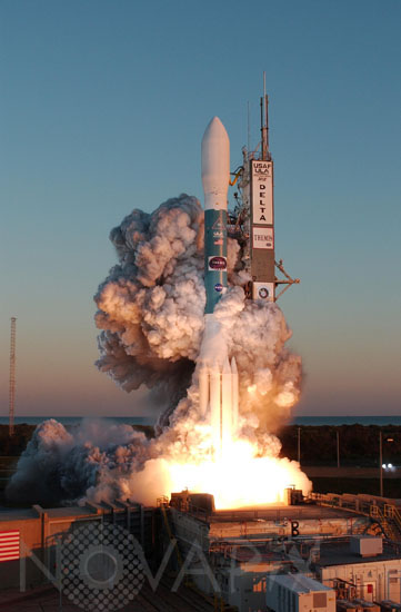 Launch of a Delta II rocket 02/2007
