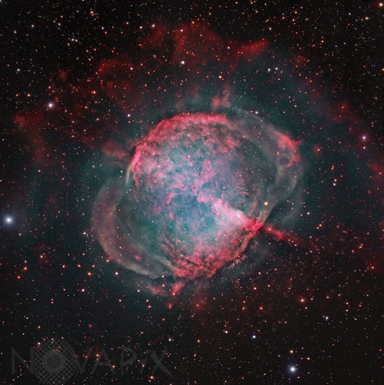 Nébuleuse planétaire Dumbbell (M27) dans le Petit Renard
