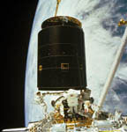 Satellite de télécommunication INTELSAT 6. 05/1992
