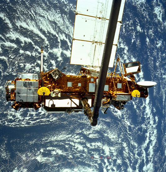 Satellite UARS