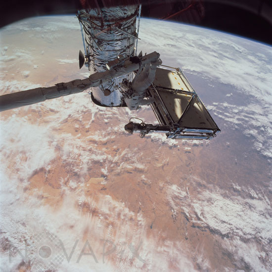 Télescope spatial Hubble: 4e mission d'entretien. 03/2002