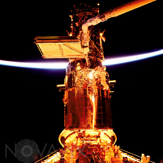 Télescope spatial Hubble: 4e mission d'entretien. 03/2002