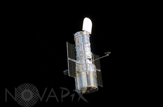 Télescope spatial Hubble: fin de la 4e mission d'entretien. 03/2002
