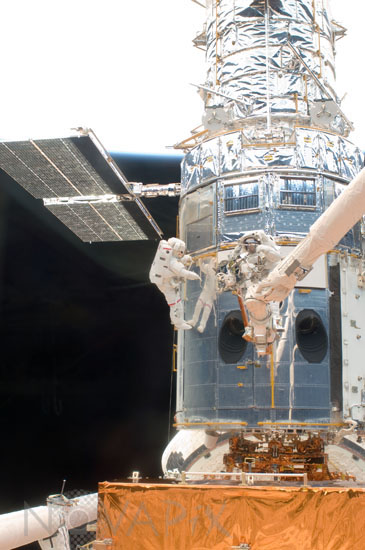 Télescope spatial Hubble: 4e mission d'entretien 05/2009