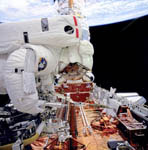 Télescope spatial Hubble: 1e mission d'entretien. 12/1993