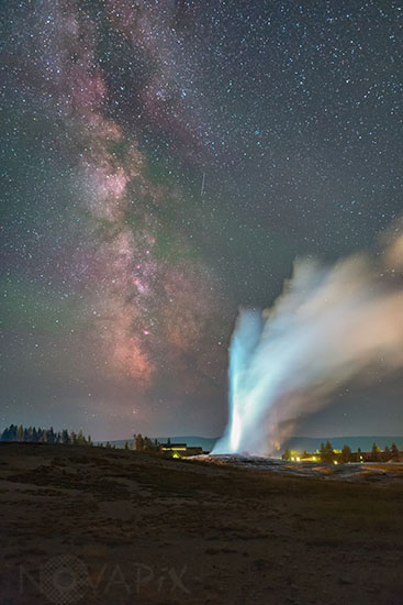 Ciel étoilé sur Old Faithful